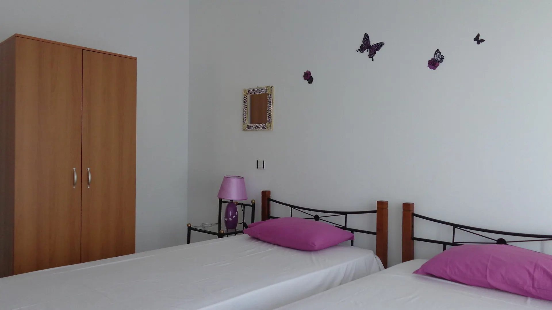 Mouses-X Apartamento Nea Kallikrateia 0*,  Grécia
