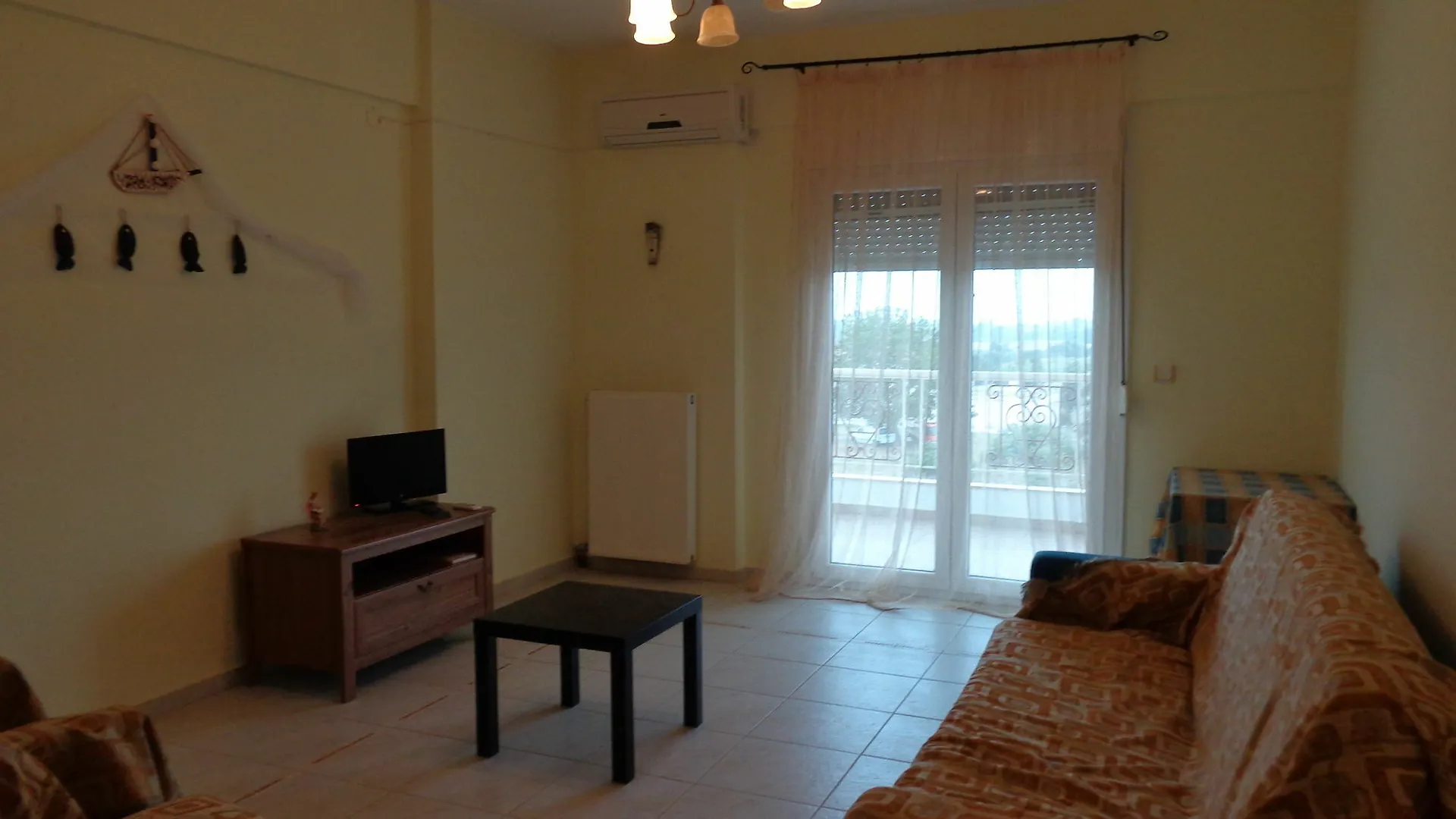Mouses-X Apartamento Nea Kallikrateia